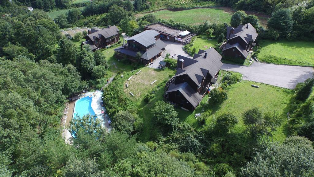 פיאונגצ'אנג Chalet Resort מראה חיצוני תמונה