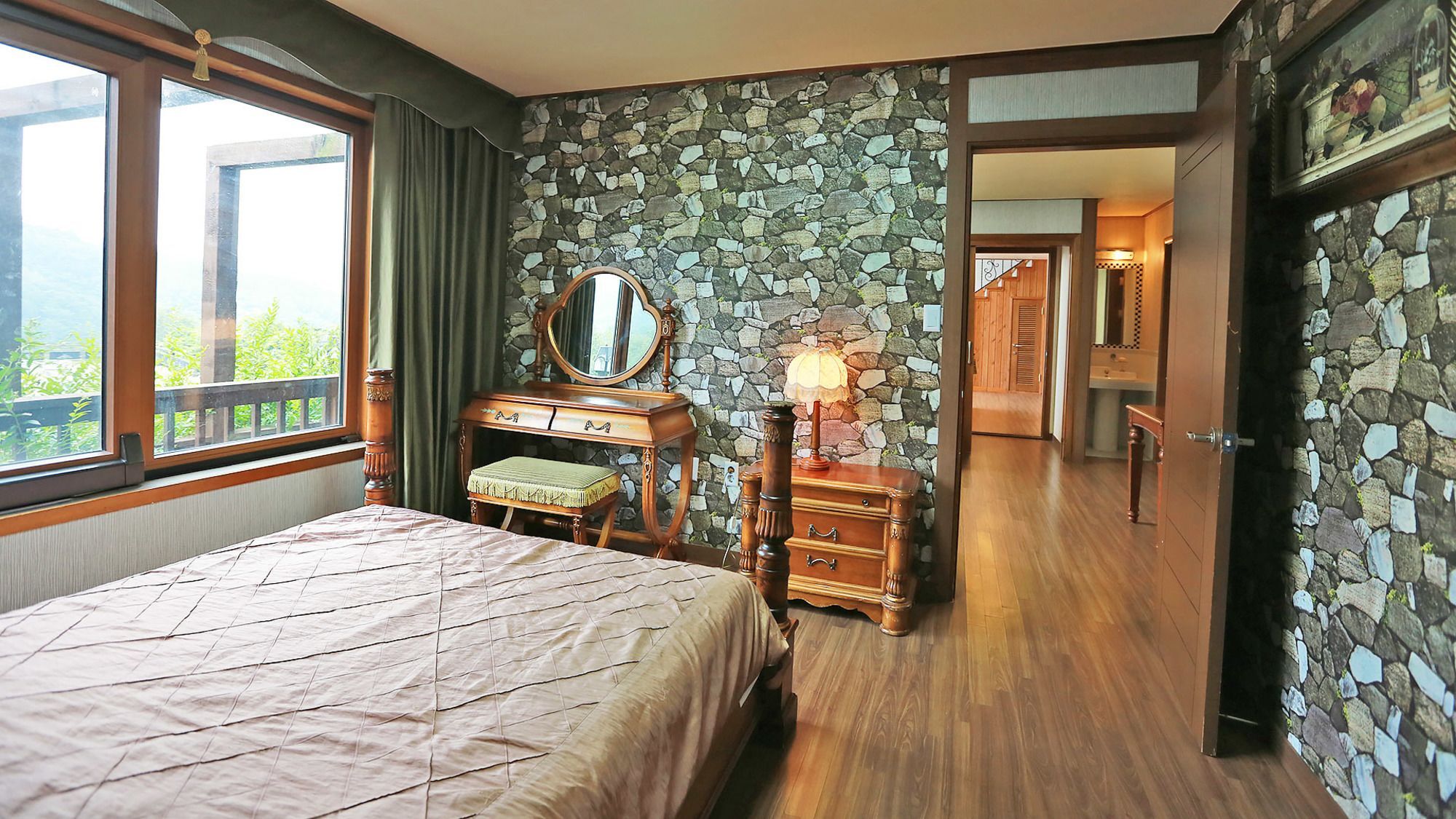 פיאונגצ'אנג Chalet Resort מראה חיצוני תמונה