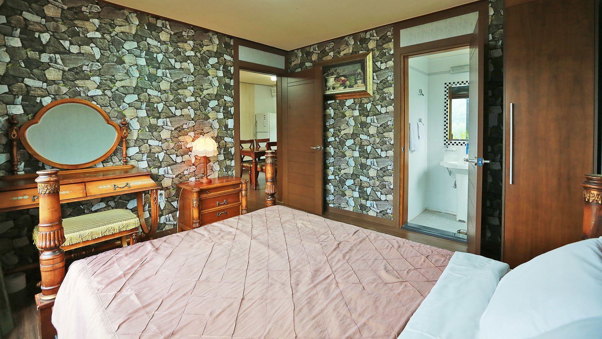 פיאונגצ'אנג Chalet Resort מראה חיצוני תמונה