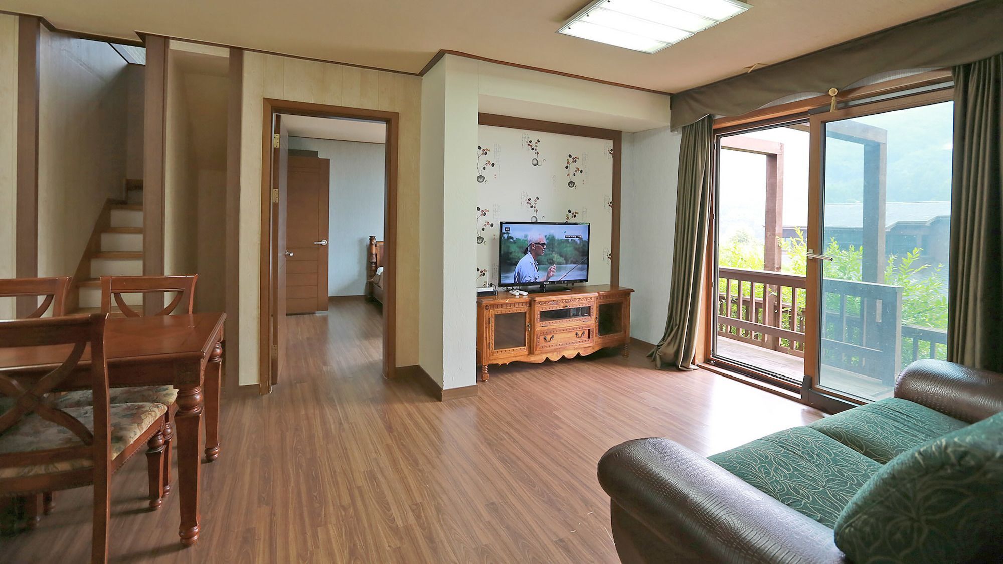 פיאונגצ'אנג Chalet Resort מראה חיצוני תמונה